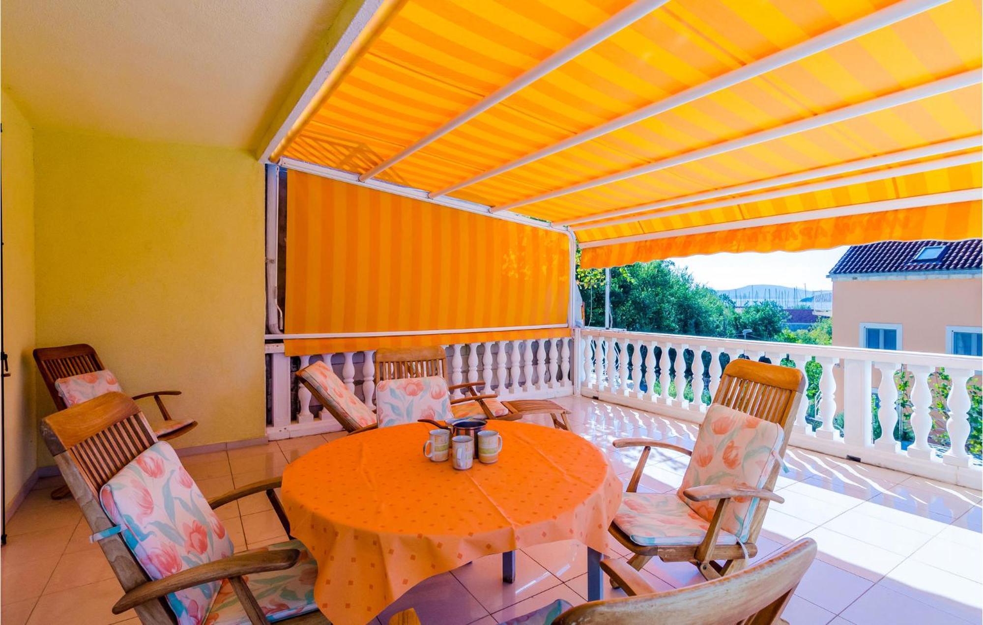 Gorgeous Apartment In Slano With Kitchen Exterior photo